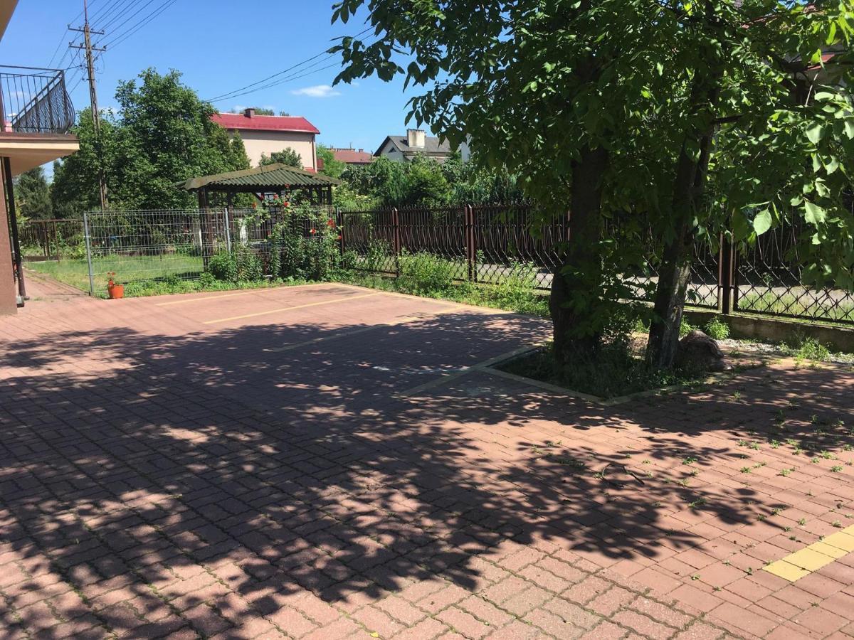 Noclegi Pracownicze Zielonka  Kültér fotó